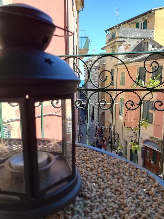 モンテロッソ・アル・マーレ L'Antica Terrazza Bed & Breakfast 0*,  イタリア